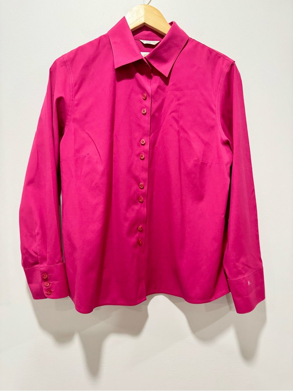 Talbots Wrinkle Resistant Fuchsia Pink Button Down Dress Shirt Size L